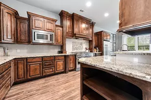33207 Blue Marlin Dr, Richwood, TX 77515 - Photo 15
