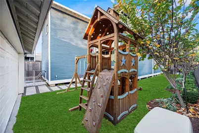 515 Arlington Street, Houston, TX 77007 - Photo 9