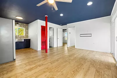 370 Ling Street, Hitchcock, TX 77563 - Photo 7