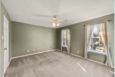 15914 S Barkers Landing Road, Houston, TX 77079 - Photo 37