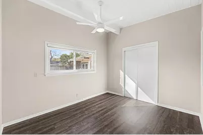 9107 Timberside Drive, Houston, TX 77025 - Photo 19