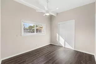 9107 Timberside Dr, Houston, TX 77025 - Photo 19