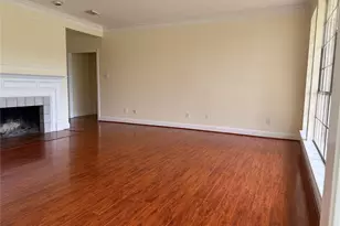 170 S Hall Dr, Sugar Land, TX 77478 - Photo 13