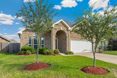 3056 Winterberry Lane, Dickinson, TX 77539 - Photo 5
