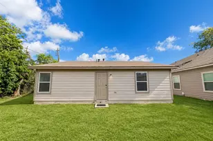 302 Connecticut St, Houston, TX 77029 - Photo 9