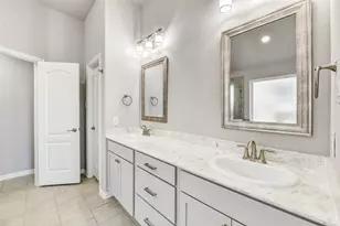 2413 Village Azalea Dr, Texas City, TX 77568 - Photo 19