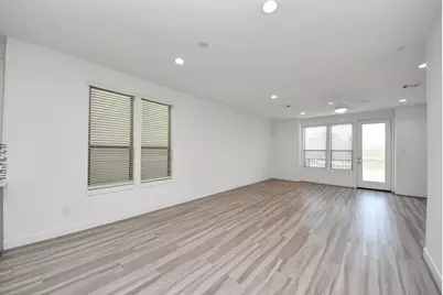 18716 Centro Main Street #B, Shenandoah, TX 77385 - Photo 17