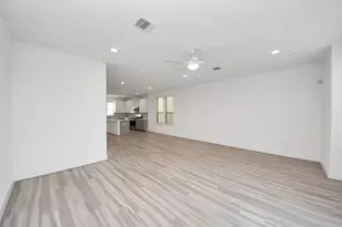 18716 Centro Main St, Shenandoah, TX 77385 - Photo 15