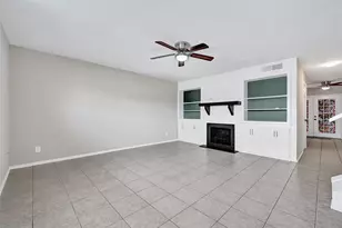 11871 Algonquin Dr, Houston, TX 77089 - Photo 3