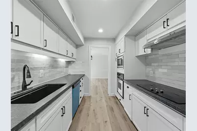 2243 W Alabama Street #10, Houston, TX 77098 - Photo 9