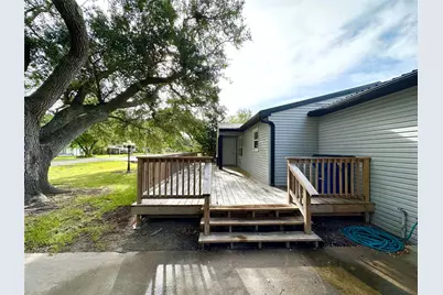 8021 White Avenue, Hitchcock, TX 77563 - Photo 37