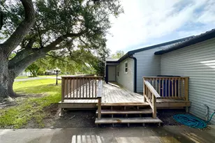 8021 White Ave, Hitchcock, TX 77563 - Photo 37