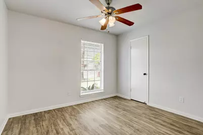 5613 Armstrong Drive, Texas City, TX 77591 - Photo 9