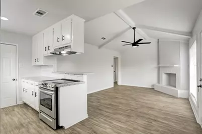 5613 Armstrong Drive, Texas City, TX 77591 - Photo 3