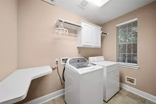 1715 Talcott Ln, Sugar Land, TX 77479 - Photo 33