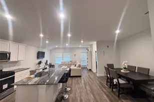 1119 Fringed Bluestar Dr, Rosharon, TX 77583 - Photo 5