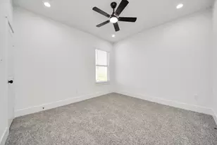 5531 Nielan St, Houston, TX 77028 - Photo 29