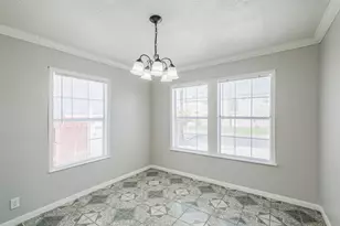 5610 Eskridge St, Houston, TX 77023 - Photo 9