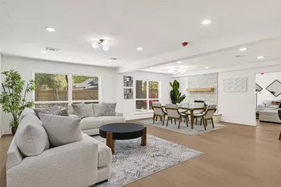 30 Willowherb Court, The Woodlands, TX 77380 - Photo 5