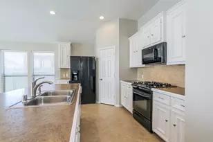 2703 Facet Creek Dr, Fresno, TX 77545 - Photo 7