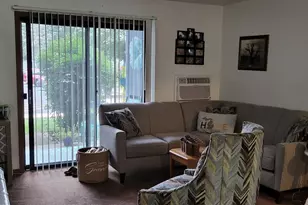 305 Walnut St, Greenville, MI 48838 - Photo 11