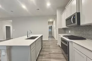 14273 Lake Lodge Dr, Conroe, TX 77384 - Photo 9