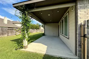 14273 Lake Lodge Dr, Conroe, TX 77384 - Photo 31