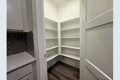 14273 Lake Lodge Drive, Conroe, TX 77384 - Photo 7