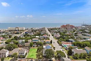 1825 Ave N St, Galveston, TX 77550 - Photo 5