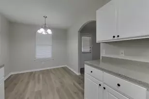 224 Kellyn Ct, Conroe, TX 77306 - Photo 5