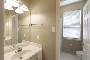 4418 Jane St, Bellaire, TX 77401 - Photo 25