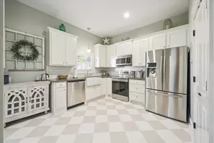 1009 Church St, Galveston, TX 77550 - Photo 9