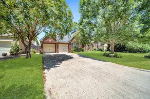 14210 Altair Dr, Tomball, TX 77375 - Photo 3