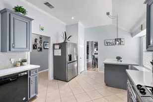 11818 Rainbow Bridge Ln, Humble, TX 77346 - Photo 19