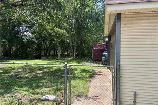 620 W Houston St, Lovelady, TX 75851 - Photo 15