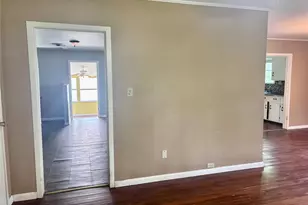 620 W Houston St, Lovelady, TX 75851 - Photo 25