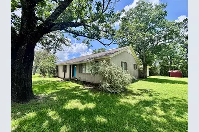 620 W Houston Street, Lovelady, TX 75851 - Photo 7