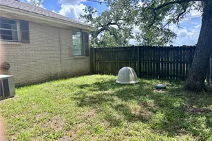 620 W Houston St, Lovelady, TX 75851 - Photo 13