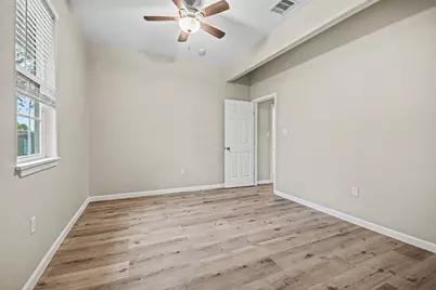 2828 Avenue O 1/2, Galveston, TX 77550 - Photo 7