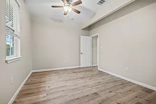2828 Ave O 1/2, Galveston, TX 77550 - Photo 7
