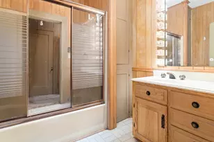 8265 Maple Street, Orange, TX 77632 - Photo 15