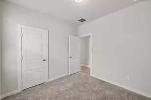 2010 W Darlington Oak Ct, Conroe, TX 77304 - Photo 19