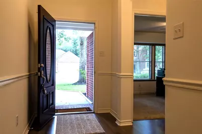 47 Hidden Meadow Drive, The Woodlands, TX 77382 - Photo 9