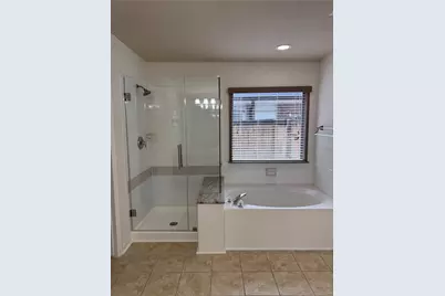 47 Hidden Meadow Drive, The Woodlands, TX 77382 - Photo 31