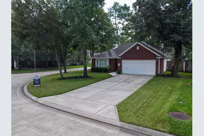 47 Hidden Meadow Drive, The Woodlands, TX 77382 - Photo 3