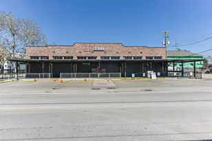 415 Fairview Ave, Houston, TX 77006 - Photo 11