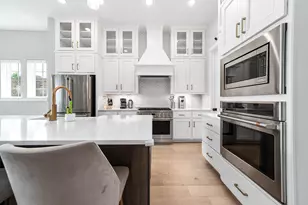 3102 Somerset Levens Ln, Houston, TX 77055 - Photo 3
