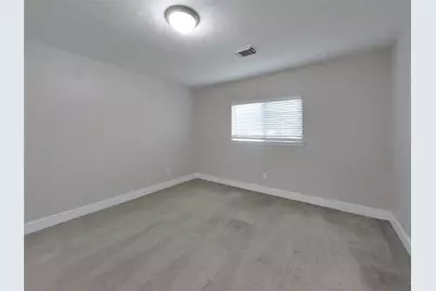 18167 Woodsdale Court, Porter, TX 77365 - Photo 9