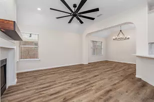 42 Camber Pine Pl, The Woodlands, TX 77382 - Photo 9