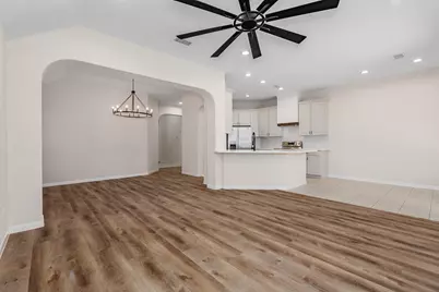 42 Camber Pine Place, The Woodlands, TX 77382 - Photo 11